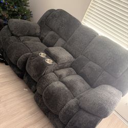 2 Piece Power Reclining Couch Set With Charging Outlets