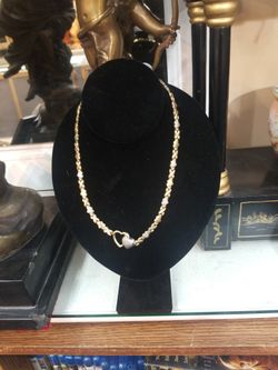 10kt Gold Necklace