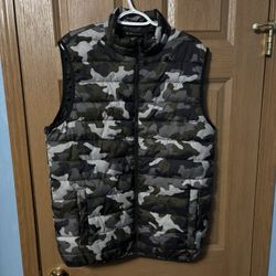 Swiss Tech Men’s Puffer Vest 