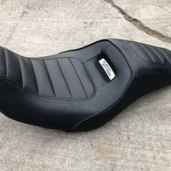 Harley Davison Dyna Seat