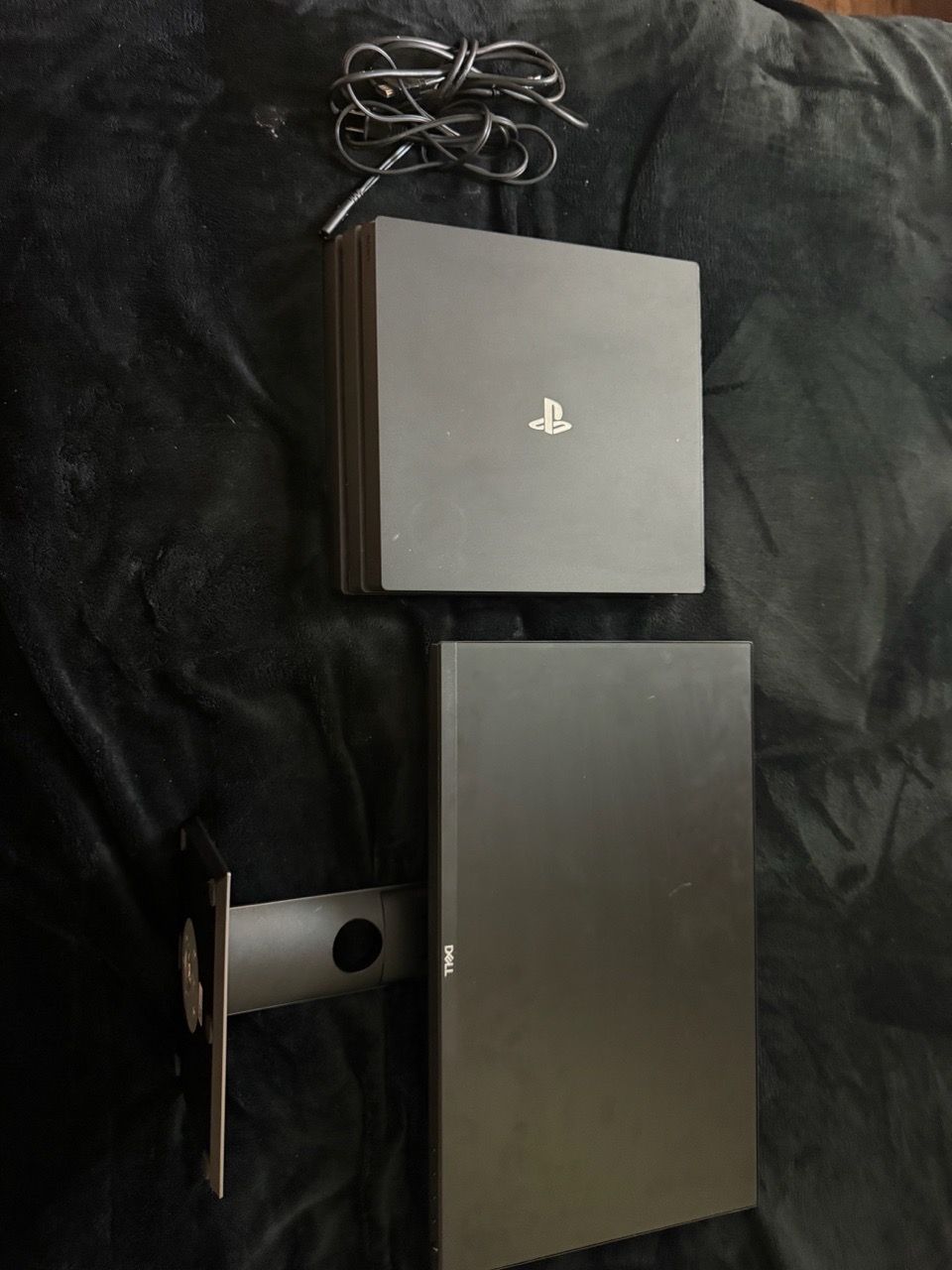 PS4 Pro and Dell 22 inch monitor for Sale in Lake Worth, TX - OfferUp