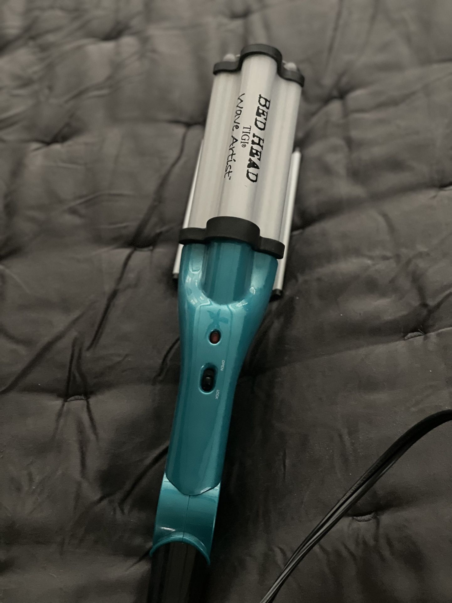 Bed Head Tigi (Wave artist)