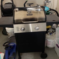 BBQ Pit With 1 Propane Tank 