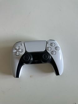White ps5 controller