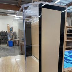 Custom Acrylic Aquarium 