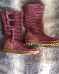 Ugg boots crochet pink girl size 13