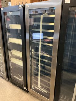 Zephyr PRW24F02CG Freestanding Wine Fridge (Open-Box / Scratch & Dent)