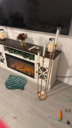 Spiral candle holder for events