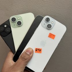 Apple iPhone 15 128 gb unlocked with store warranty 