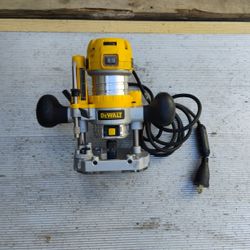 Dewalt Router