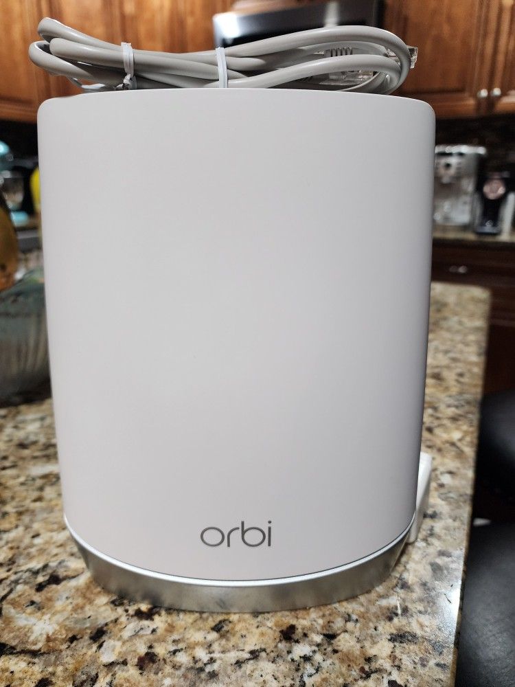 Orbi RBR750 Whole Home AX4200 Tri-Band Mesh WiFi 6 System
(Router Only)