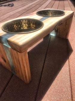 Epoxy Dog Bowl Feeder