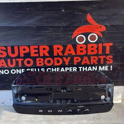 2020 Sonata Trunk lid Shell OEM 2023 