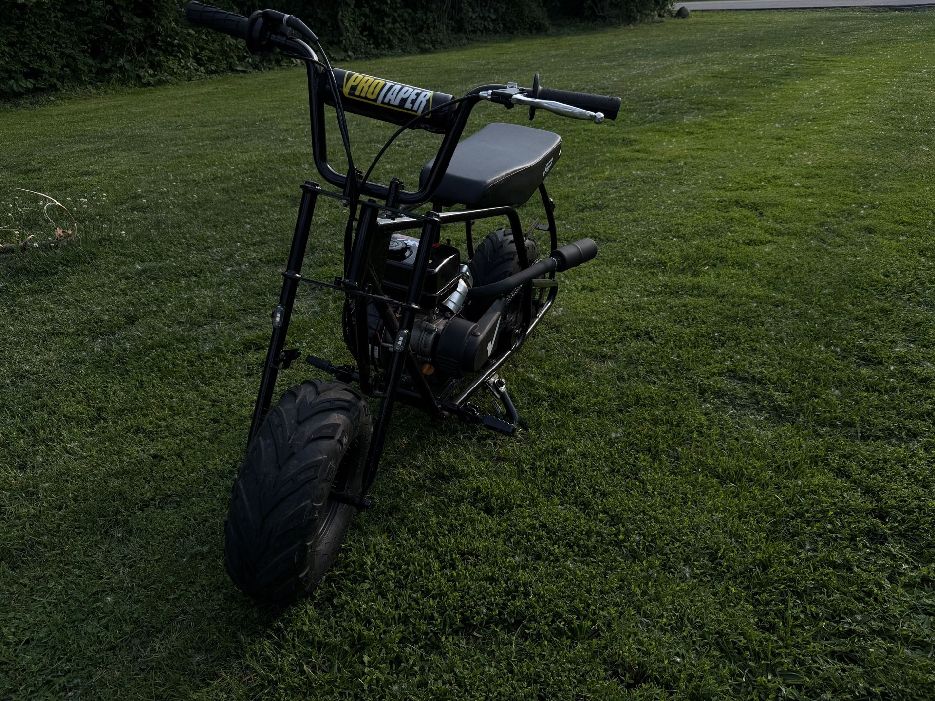 Mini Bike, 99CC 4-Stroke 3HP Gas Powered Mini Dirt Bike, Off-Road Motorcycle