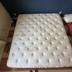 Mattress KING size 