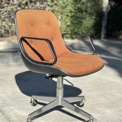 Charles Pollock Steelcase Knoll Brown Executive Office Desk Arm Chair