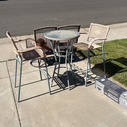 Outdoor Table And Chairs