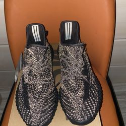 Yeezy Boost 350 V2 Women Black Static Reflective Black Color size us 6.5