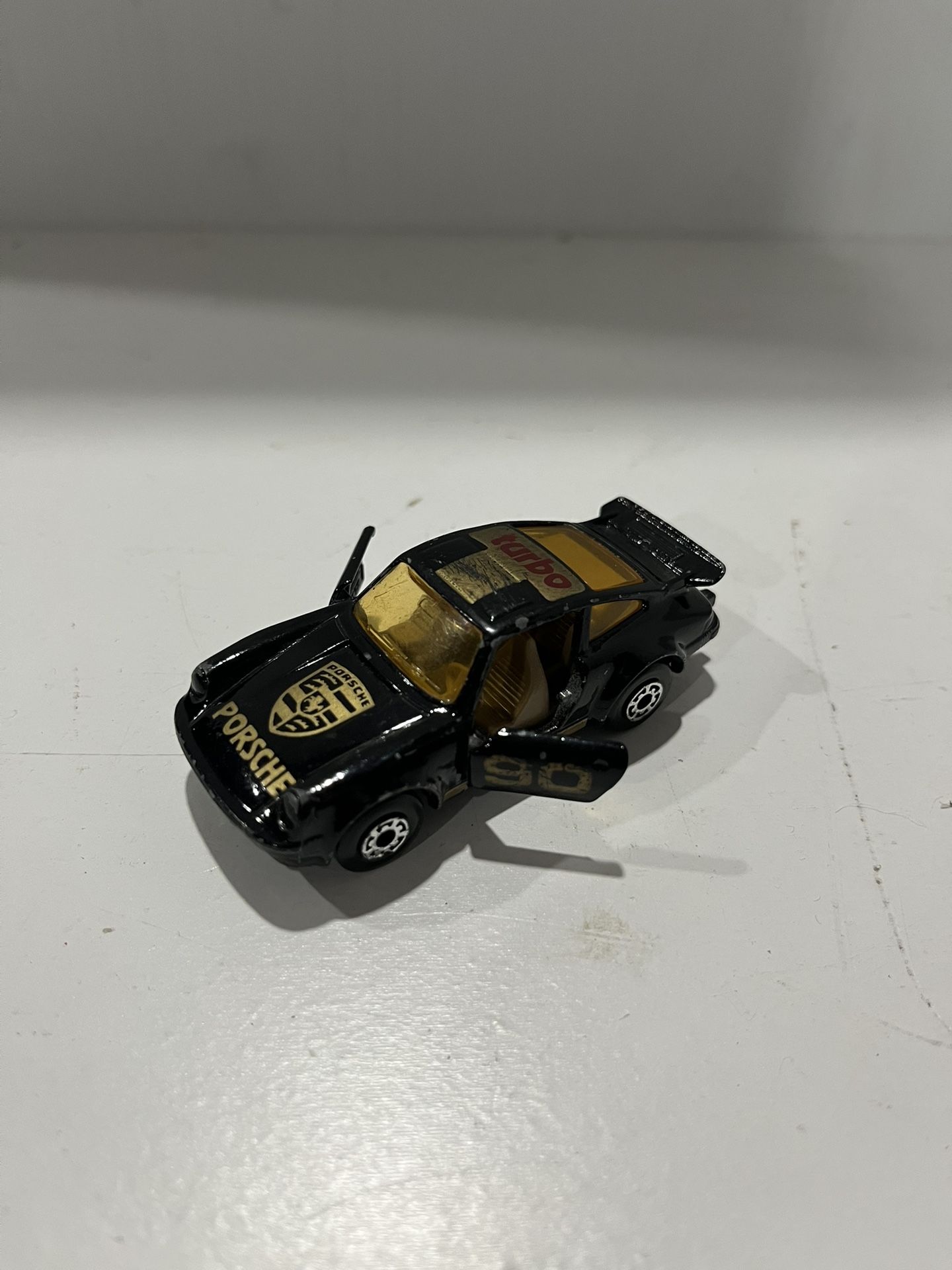 Matchbox Superfast 3 Porsche 911 Turbo Black & Gold Model