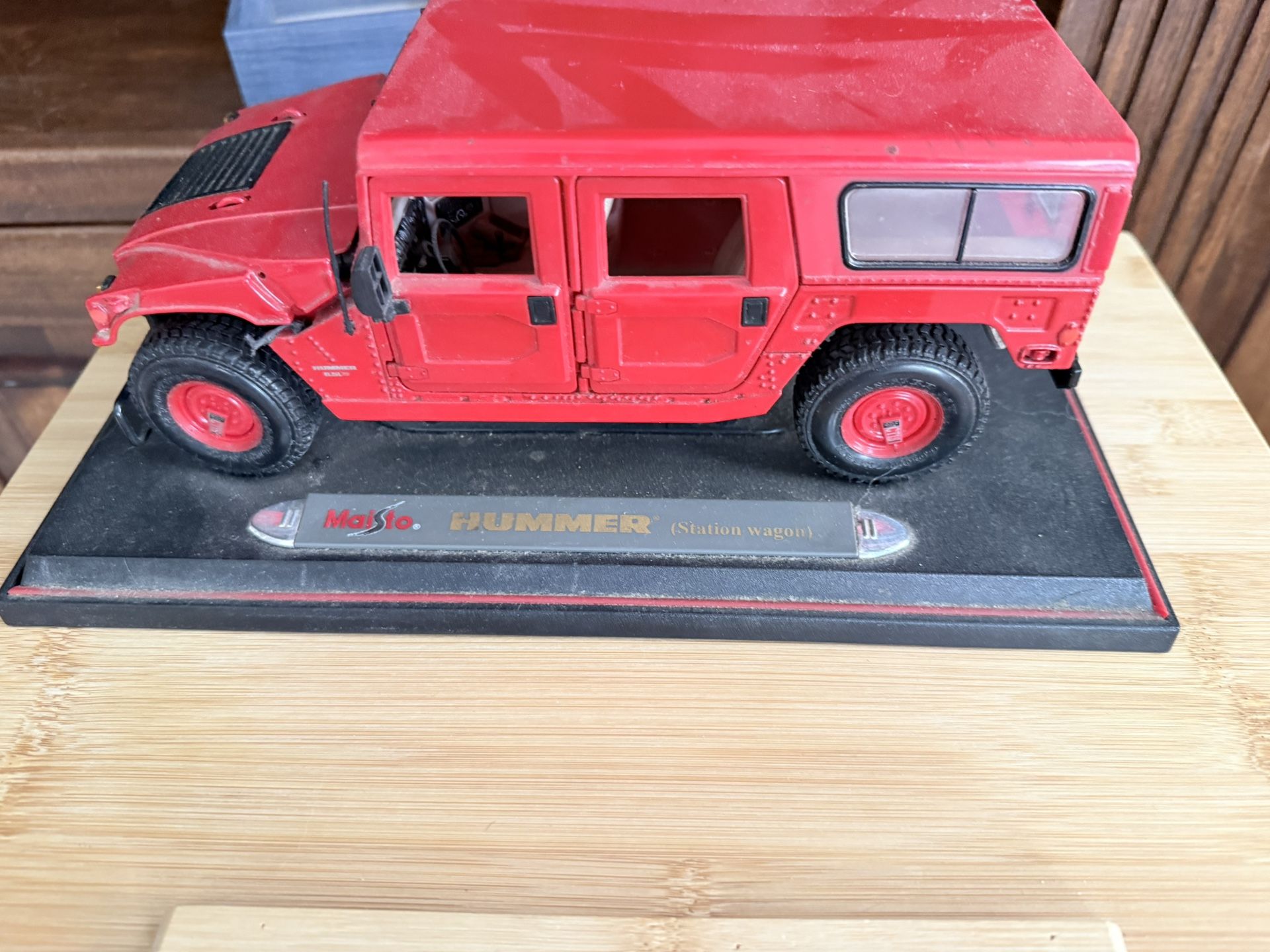 Maisto Diecast Red Hummer Hard Top 1998