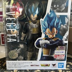 S.h. Figuarts  dragon ball Z Saiyan god vegeta