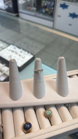 14k white gold (1-60) ladies ring 1.7gr