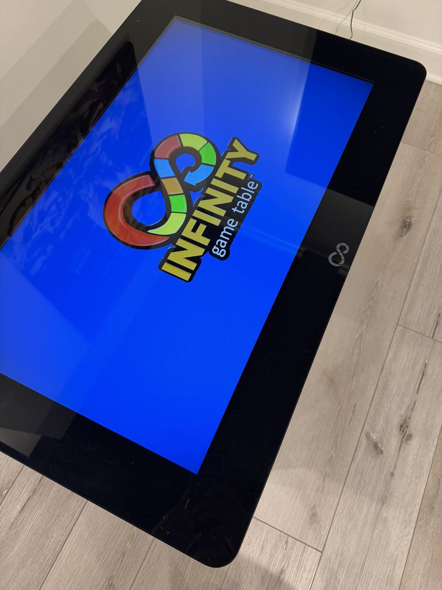 Infinity Game Table