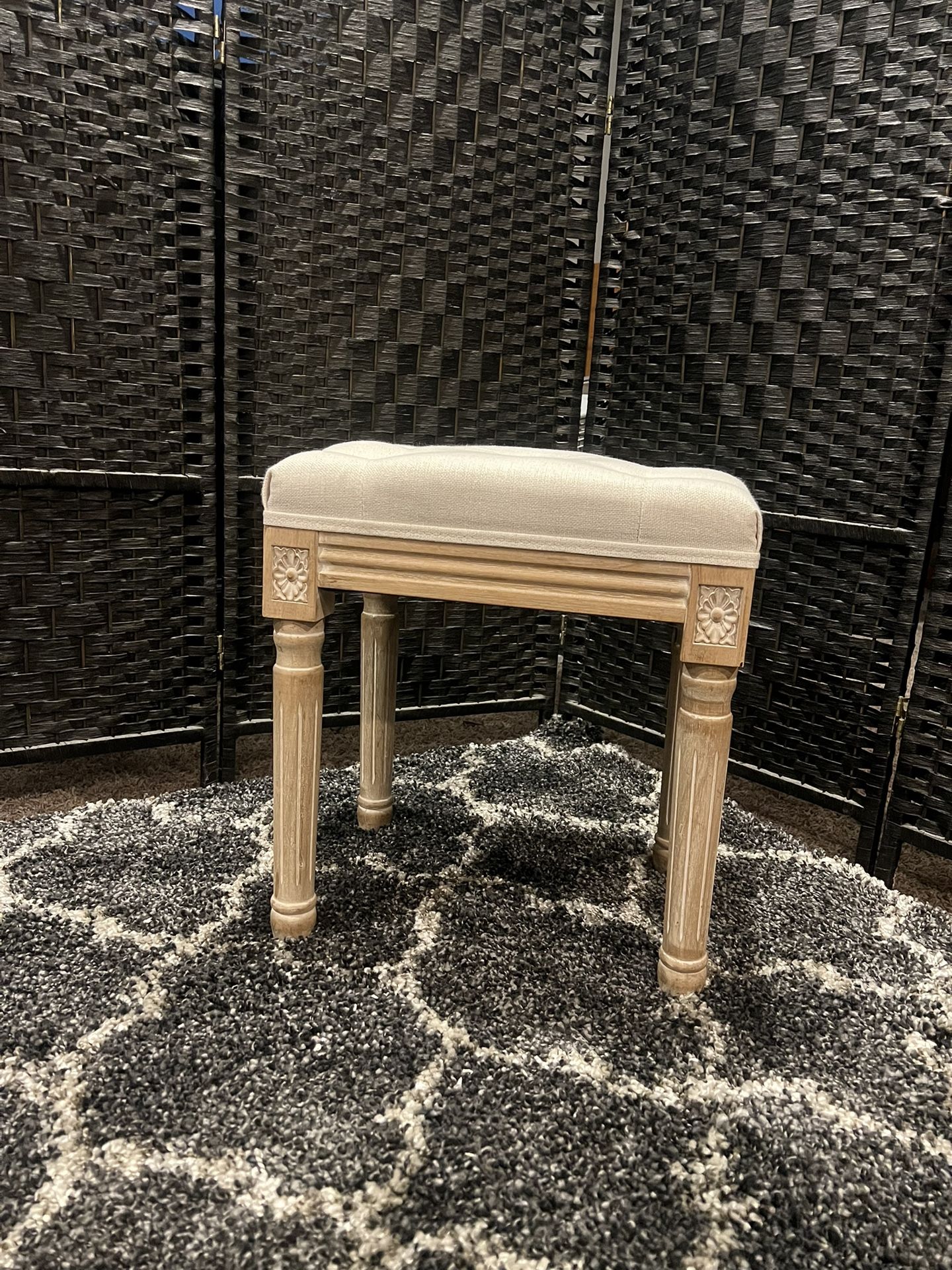 Kmax Small Padded Bench, Square Upholstered Rustic Ottoman Bench, Vanity Stools for Bedroom, 15.75" x 15.75" x 15.7" Beige