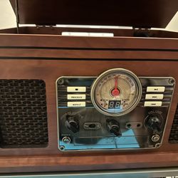 Record Player/ Bluetooth Speaker/ Radio 