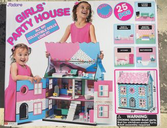 New Doll house, perfect for LOL dolls