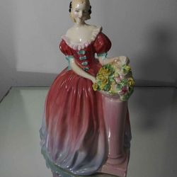Royal Doulton Porcelain Doll - Roseana HN 1926 9"×7"
