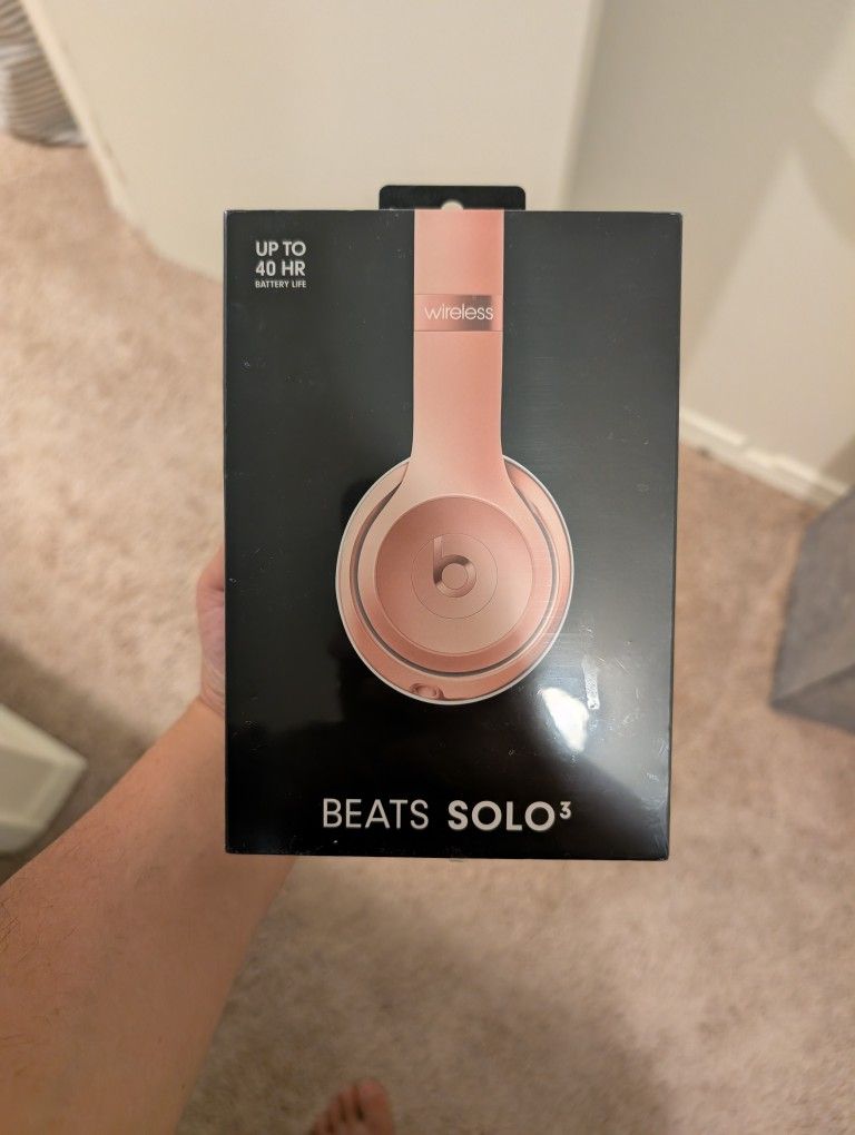 Brand New Beats Solo 3