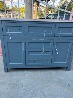Home Decorators
Collection
Hanna 48 in. Single Sink Freestanding Spruce Blue Bath Vanity with White Engineered