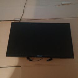 32" Element Tv