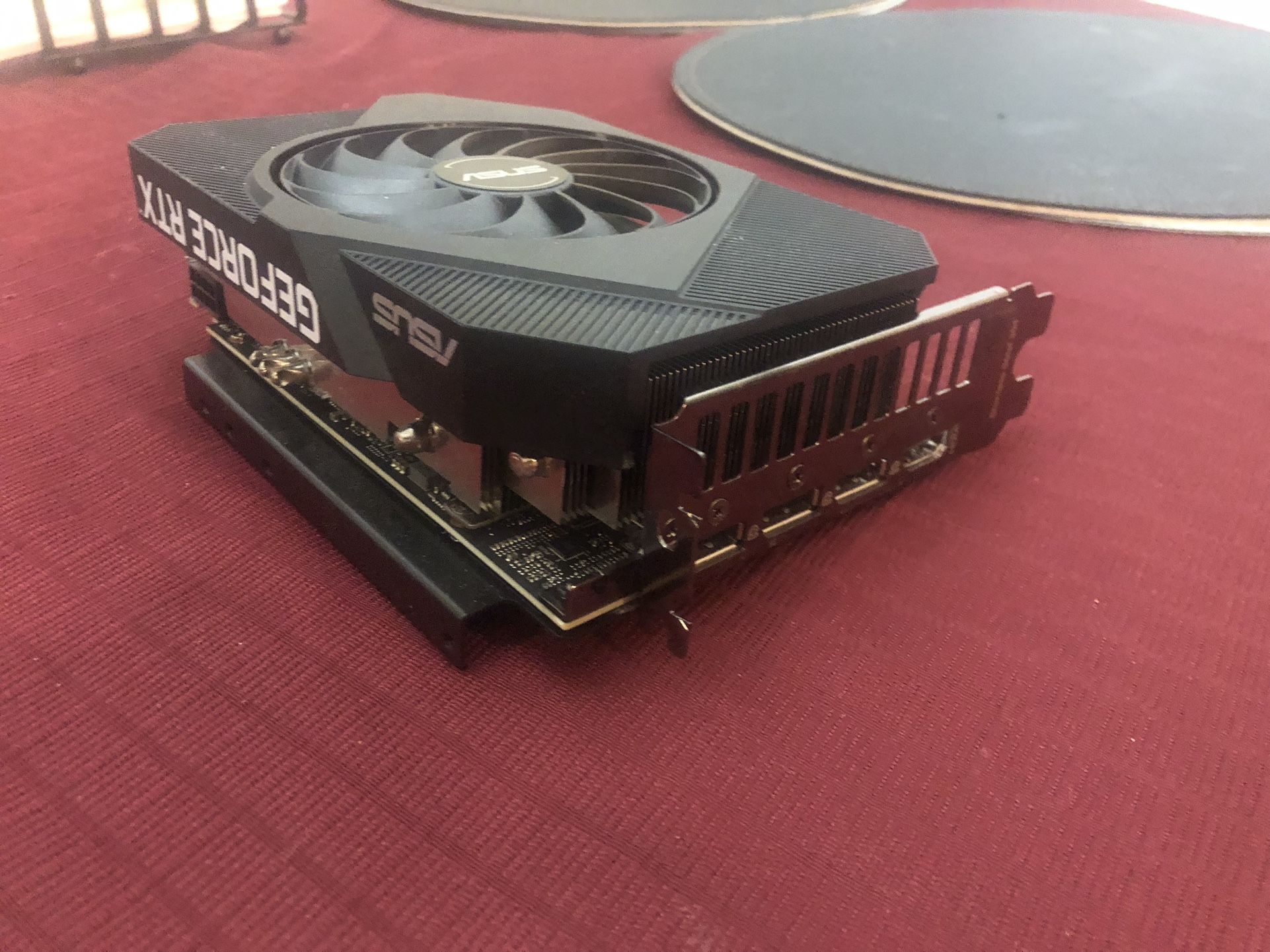 Damaged Geforce RTX 3060 (for Parts)