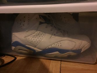 Sports blue 6s size 10.5 beaters