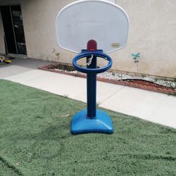 Basketball hoop