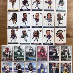 2021 Panini Football Sticker And Card Collection Lot 2021 Panini Sticker And Card Collection - Mini Card Collection, Big Heads, Rookies And Cracked Ic