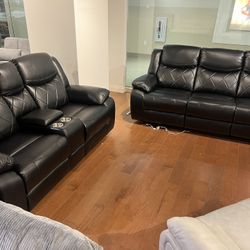 New Power Reclining Couch / Love Seat.  Black Leather.  Free Delivery!