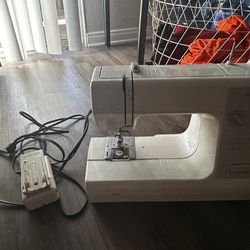 (contact info removed)4490 kenmore sewing machine