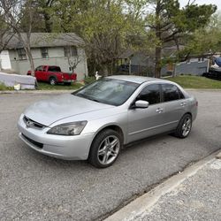 2005 Honda Accord 
