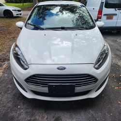FORD FIESTA SE 2018