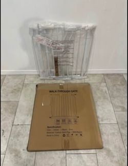Pressure Mount Pet Gate / Baby Gate - Fits Openings 30” - 35”