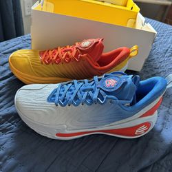 Curry 12 WTB shoes 