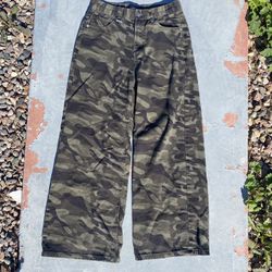 Baggy Camo Pants