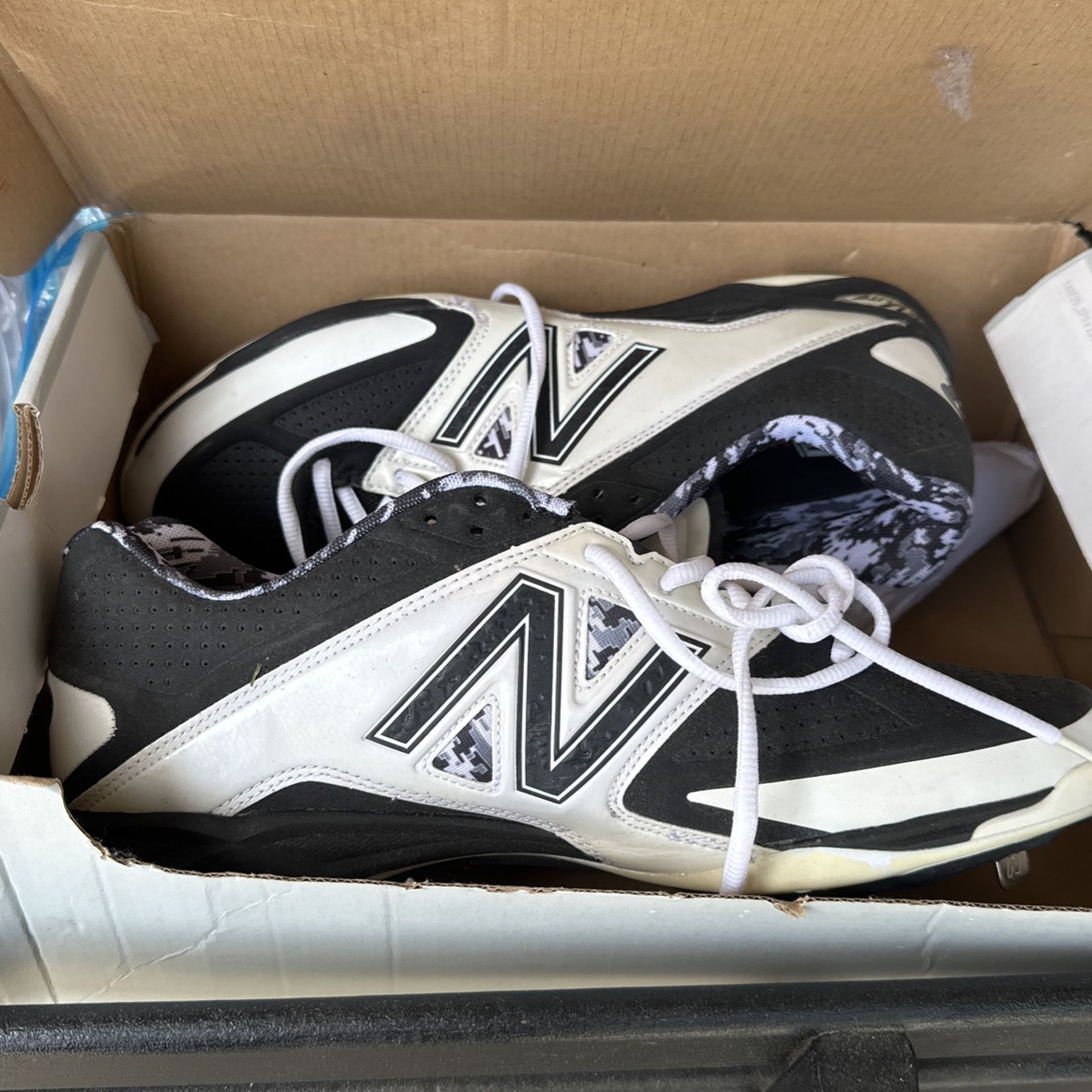 New Balance Baseball Cleats