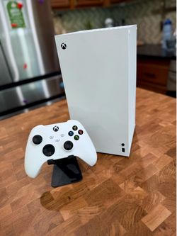 Xbox Series X 1TB Digital - White - Excellent Condition