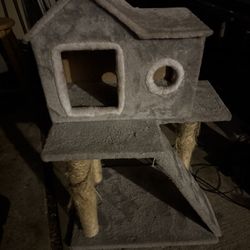 Free Cat Tree 