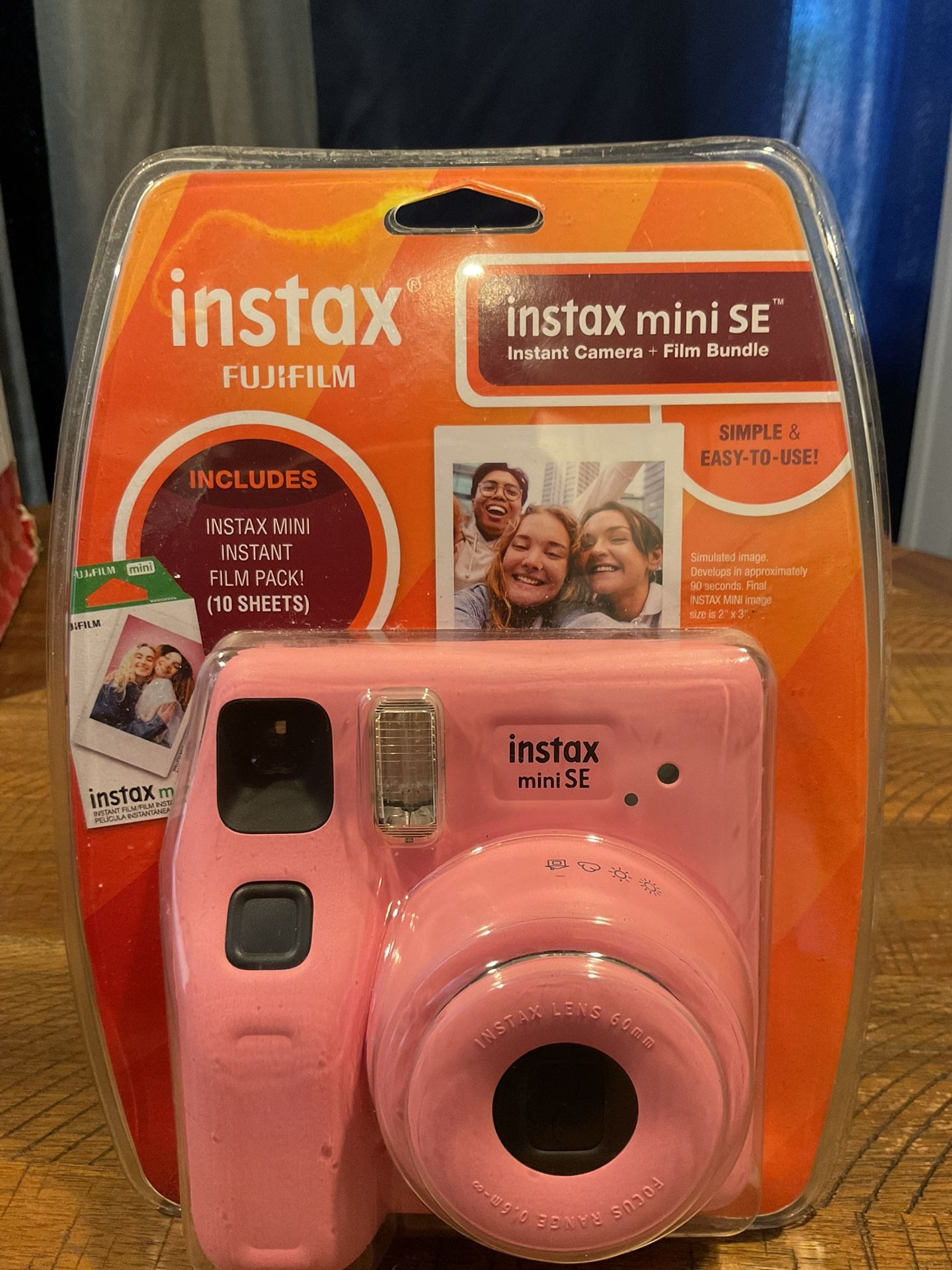 Fujifilm Instax Mini SE Instant Camera