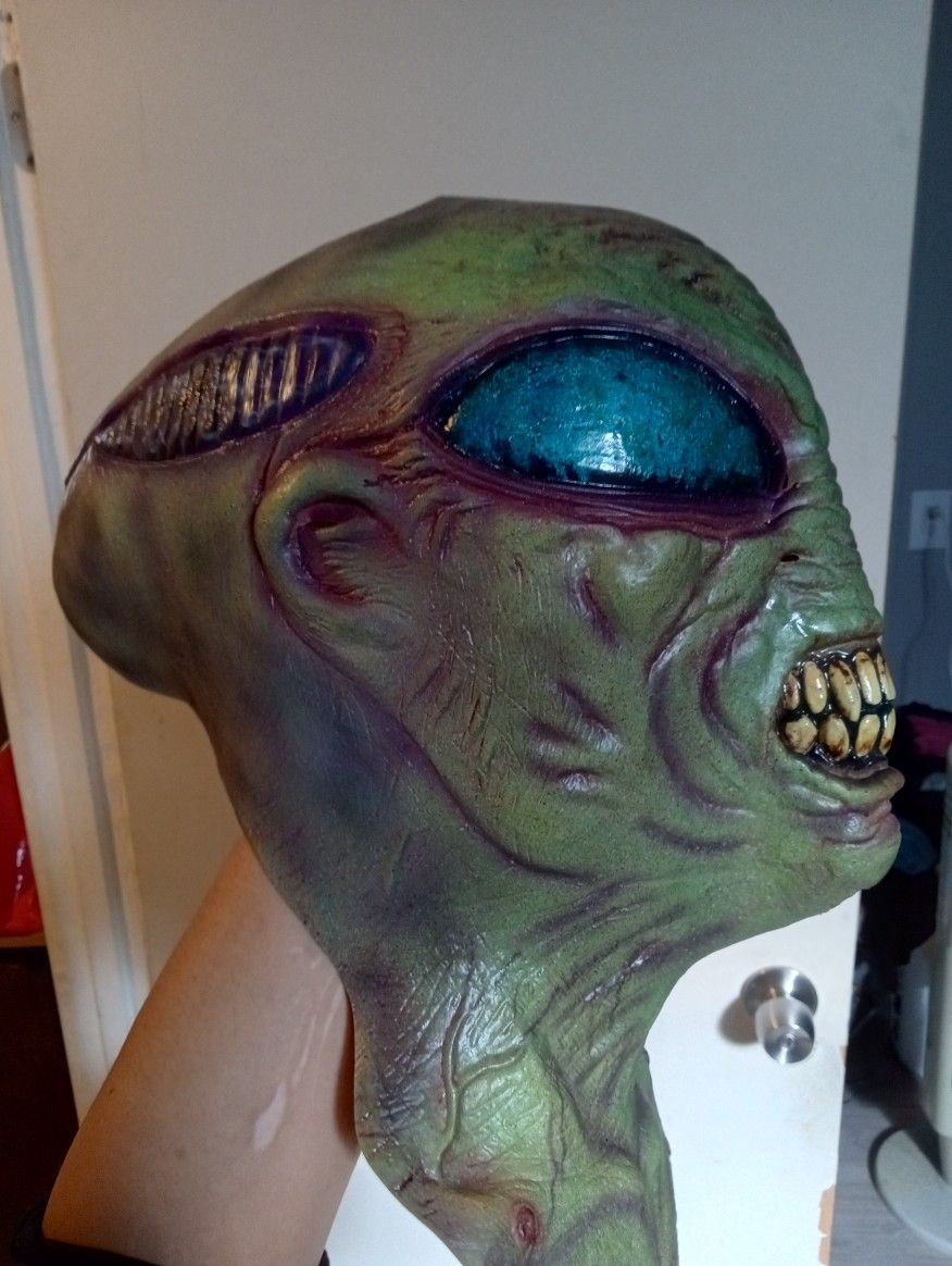 ALIEN  MASK 